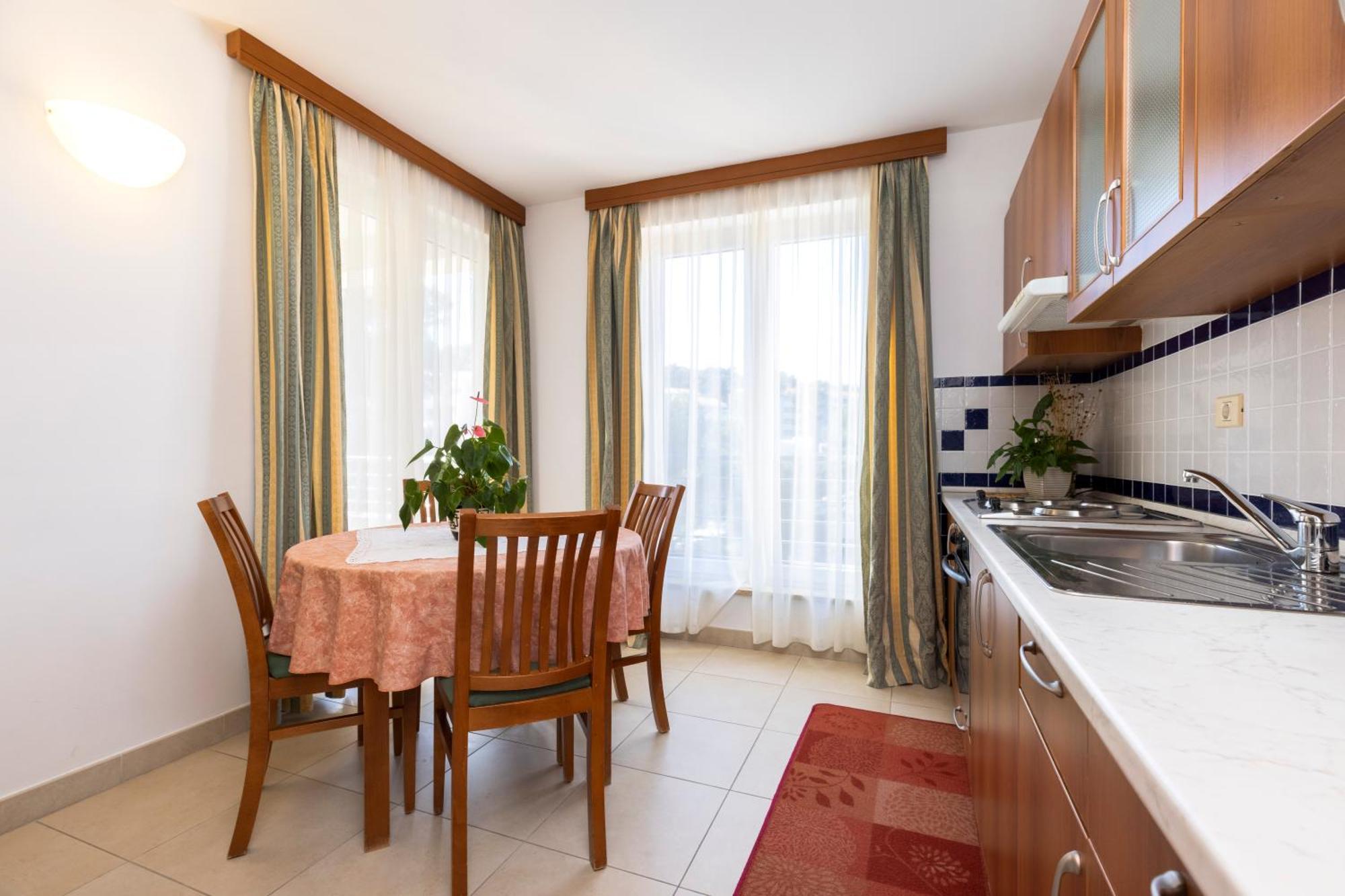 Sanpier Apartment *
